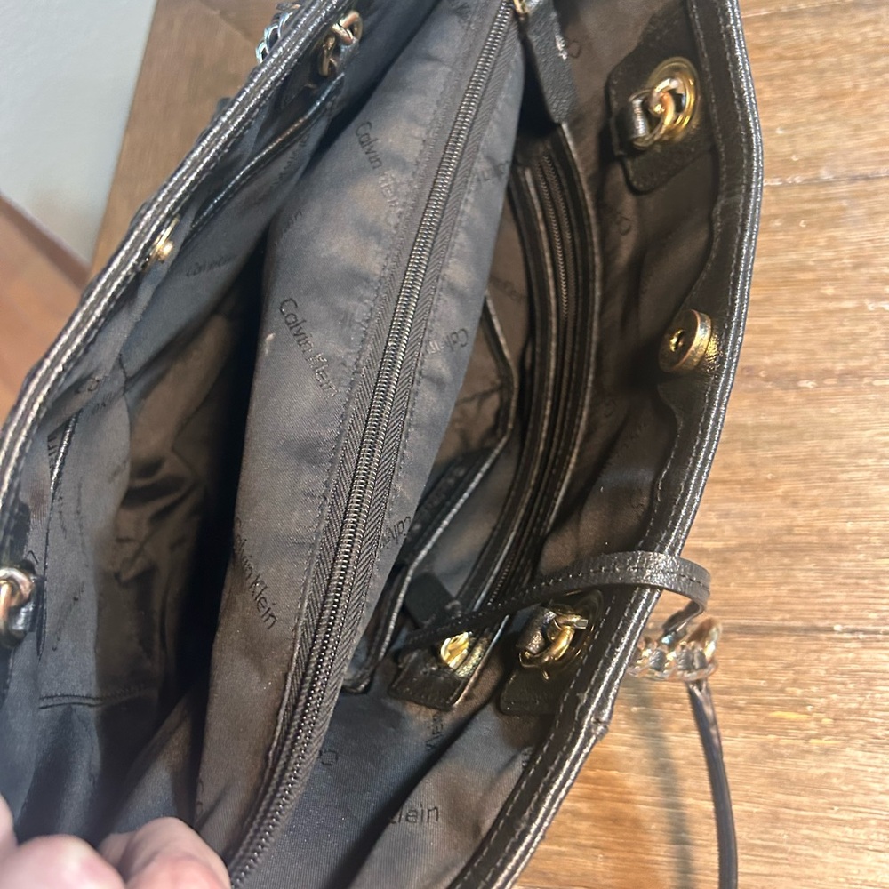 Calvin Klein leather Hayden Mercury shoulder bag - Picture 14 of 15